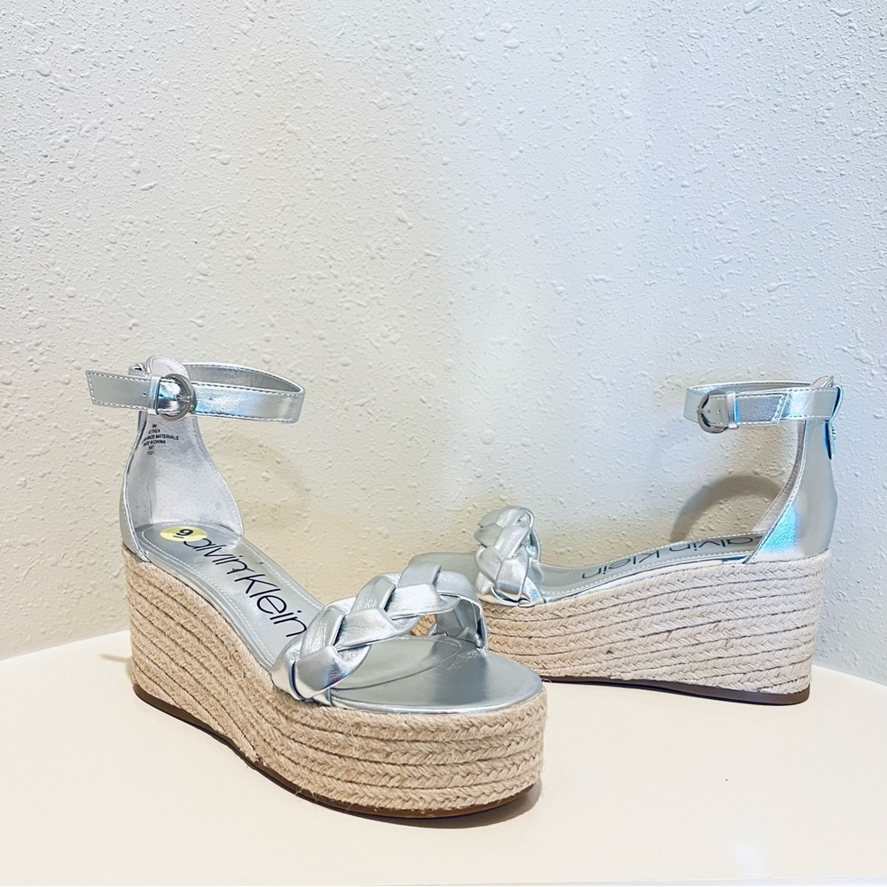 Calvin Klein Vegan Women’s Silver Wedge Espadrille Sandals Sz 9.5 NEW